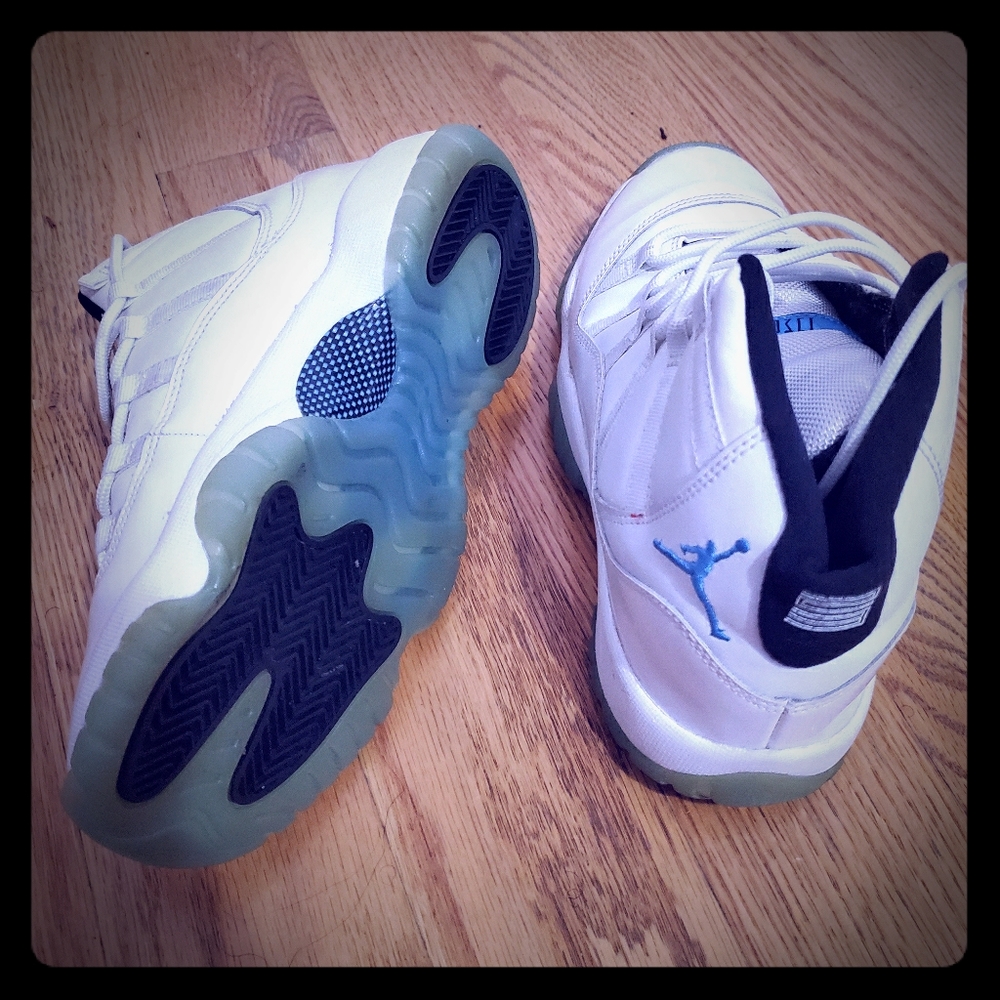 AIR JORDAN 11 RETRO GS - LEGEND BLUE